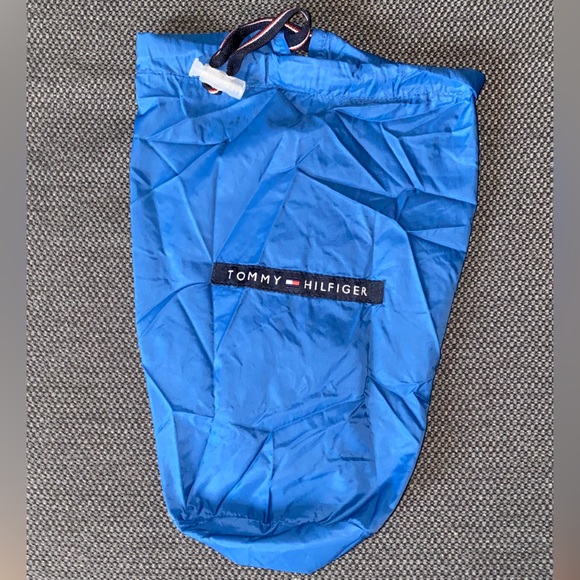 Tommy Hilfiger Men's Packable Down Puffer Jacket - Picture 11 of 16